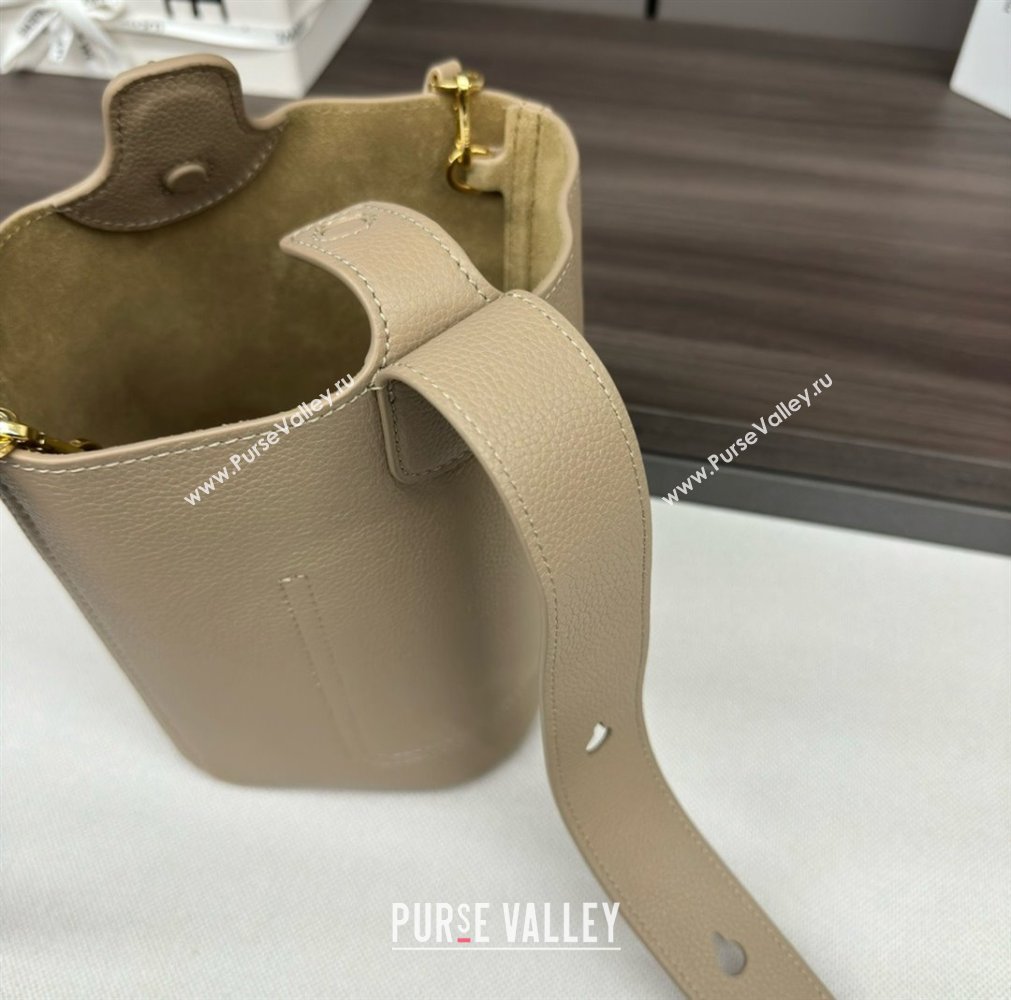 loewe mini Pebble Bucket bag in soft grained calfskin sand 2024 (xinyidai-240319-01)