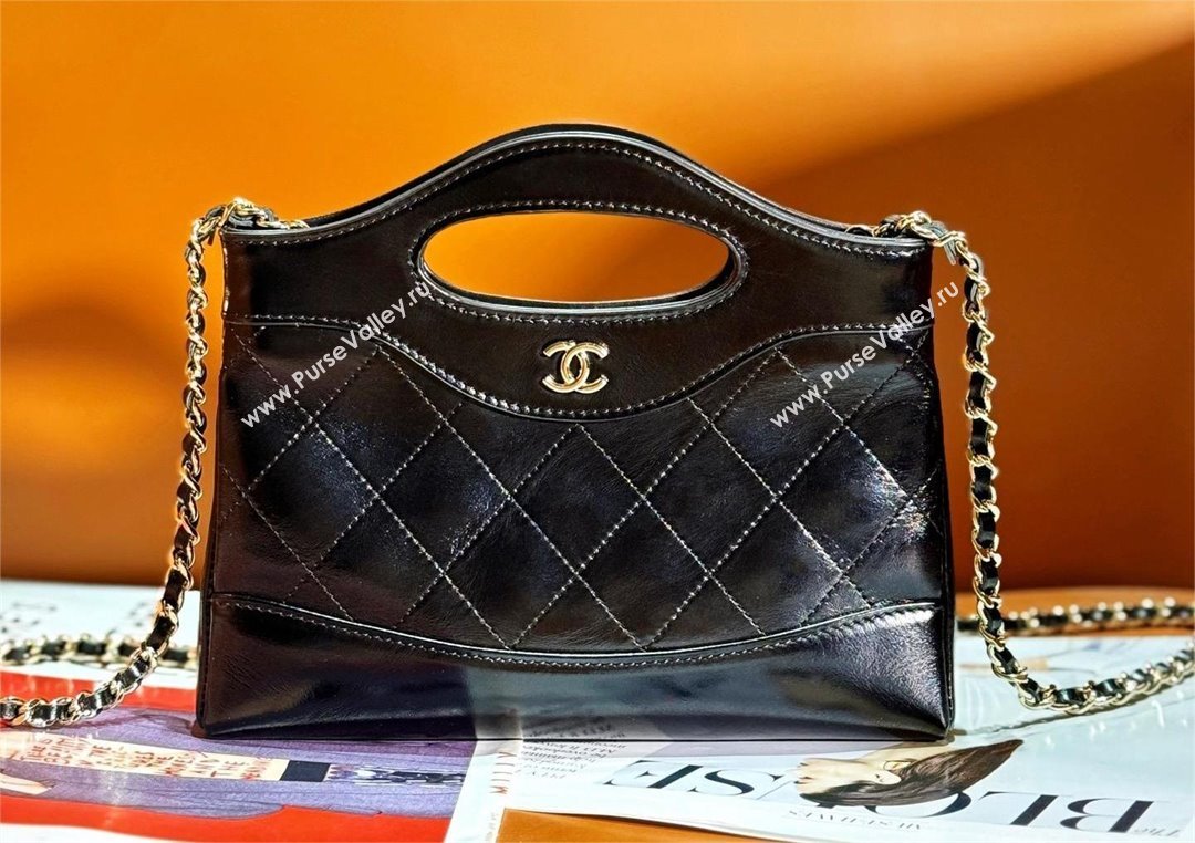 CHANEL BLACK MINI 31 BAG IN WAX CALFSKIN 2024 (jiyuan-240124-02)