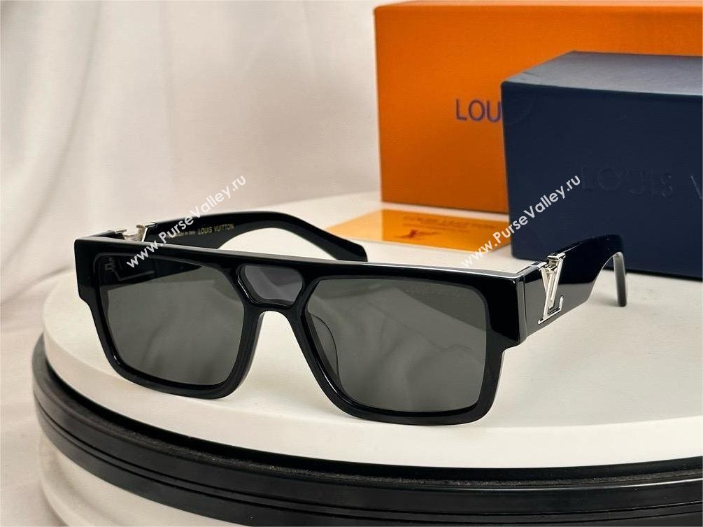 Louis Vuitton Sleek Square Sunglasses Z2086w 02 2024 (shishang-240418-28)