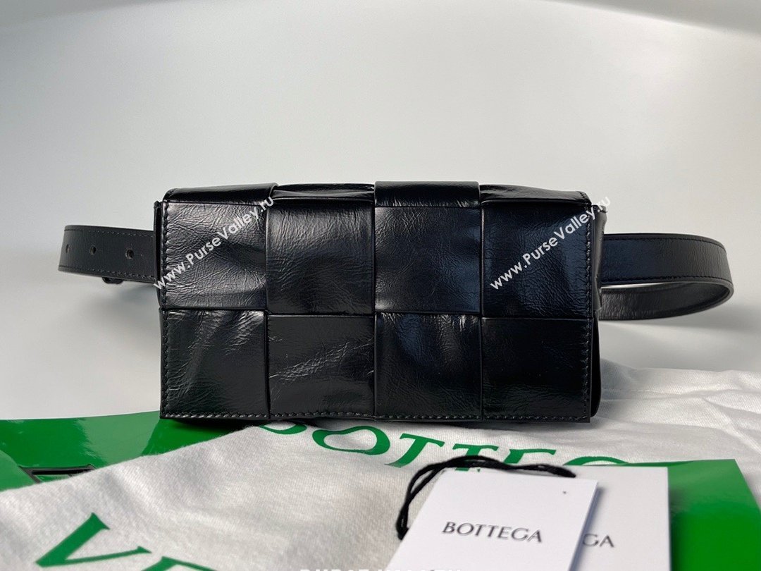 Bottega Veneta wax calfskin The Belt Cassette Bag black (misu-210226-02)