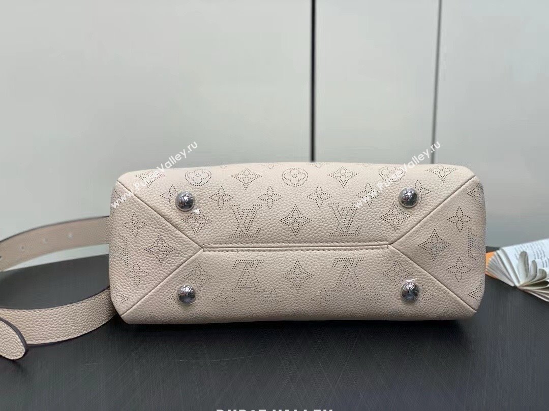 louis vuitton hand it all PM bag in mahina leather CREAM 2024 (kiki-240322-01)