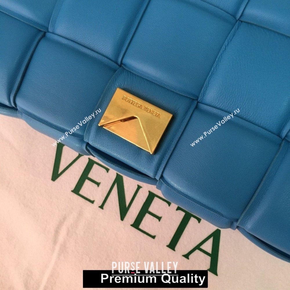 Bottega Veneta THE CHAIN CASSETTE shoulder bag Blue Izmir 2020 (wante-5864)