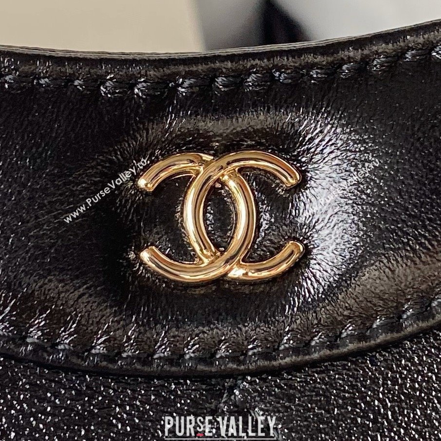 Chanel 31 nano Shopping Bag in Calfskin black 2024 (JIYUAN-231215-12)
