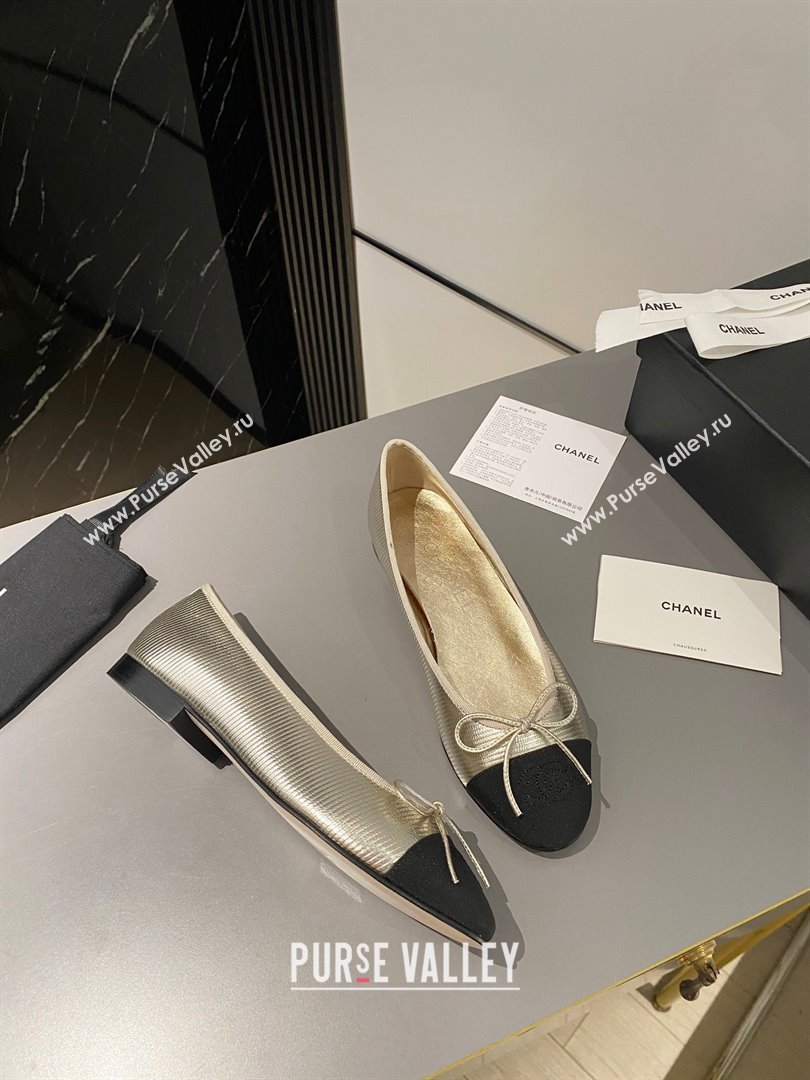 Chanel Calfskin & Grosgrain Ballet flats G02819 Gold/Black 2023 (modeng-23103123)