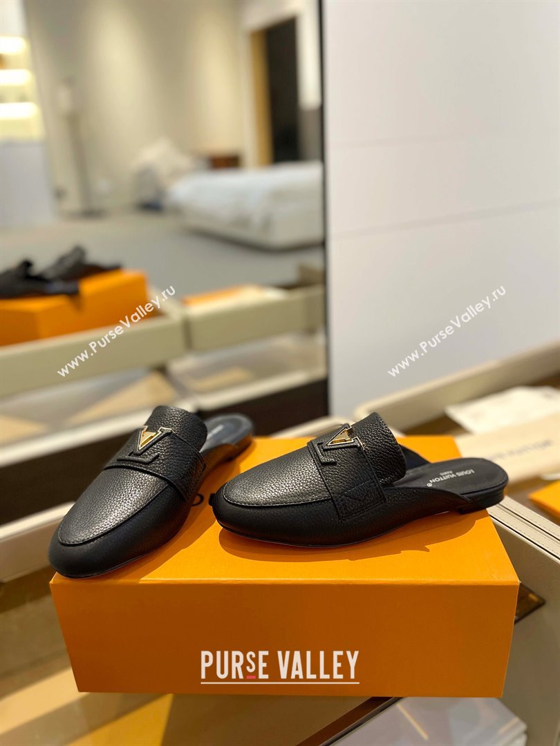 Louis Vuitton Grained calf leather LV Capri Open Back Loafers Black 2023 (modeng-231031v01)