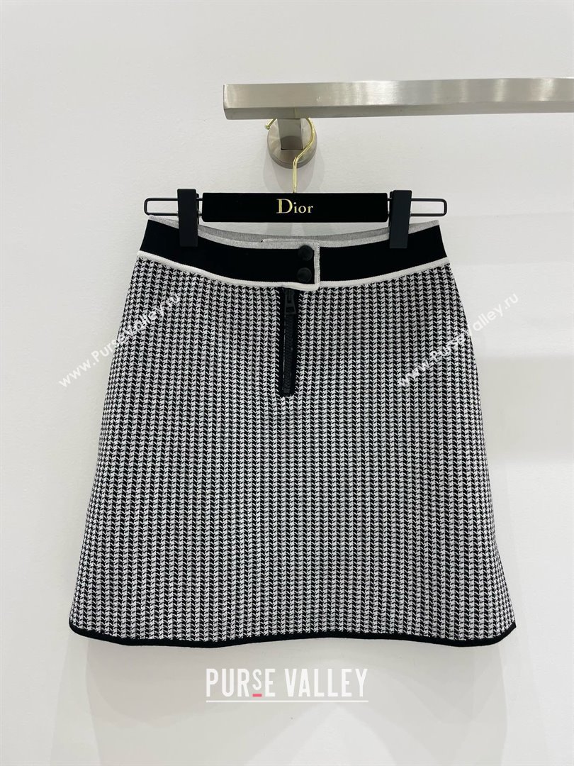 DIOR White and Black Houndstooth Technical Knit Miniskirt 2024 (QIQI-240325-24)