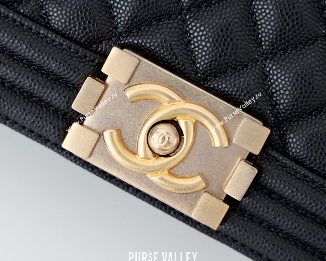 Chanel Medium Le Boy Bag In Caviar Leather black With Gold Hardware(Original Quality) (shunyang-231106-01)