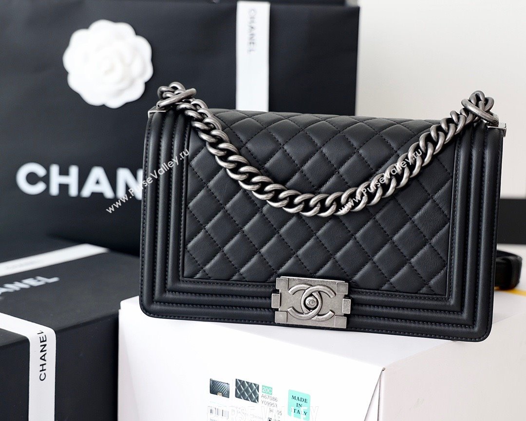 Chanel Medium Le Boy Bag In smooth Calfskin black With silver Hardware(Original Quality) (shunyang-231106-04)
