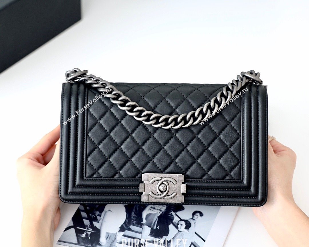 Chanel Medium Le Boy Bag In smooth Calfskin black With silver Hardware(Original Quality) (shunyang-231106-04)