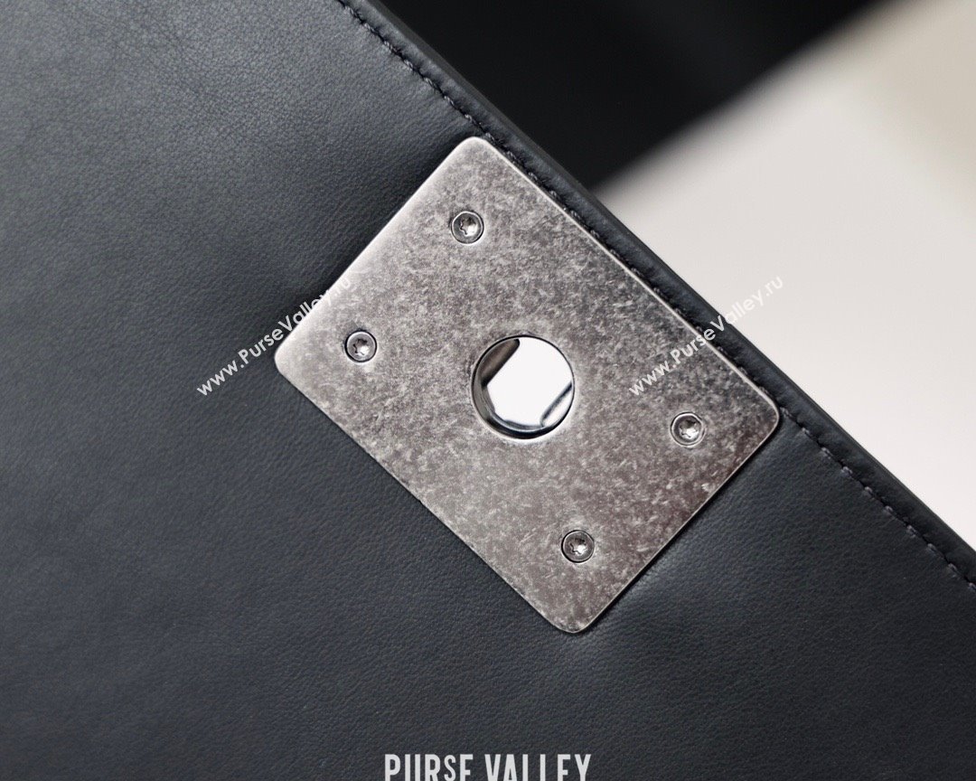 Chanel Medium Le Boy Bag In smooth Calfskin black With silver Hardware(Original Quality) (shunyang-231106-04)