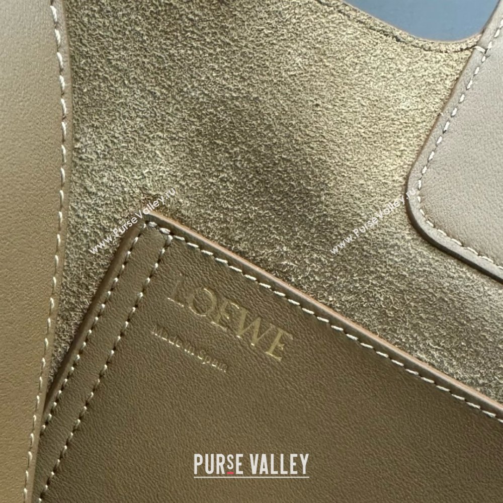 loewe Medium Pebble Bucket bag in mellow calfskin sand 2024 (xinyidai-240202-03)