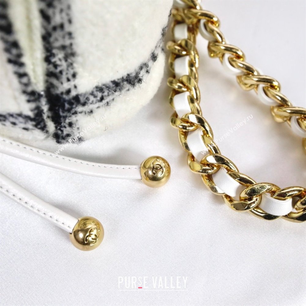 CHANEL AS3615 TWEED BACKPACK WHITE 2022 (YUNDING-231218-01)