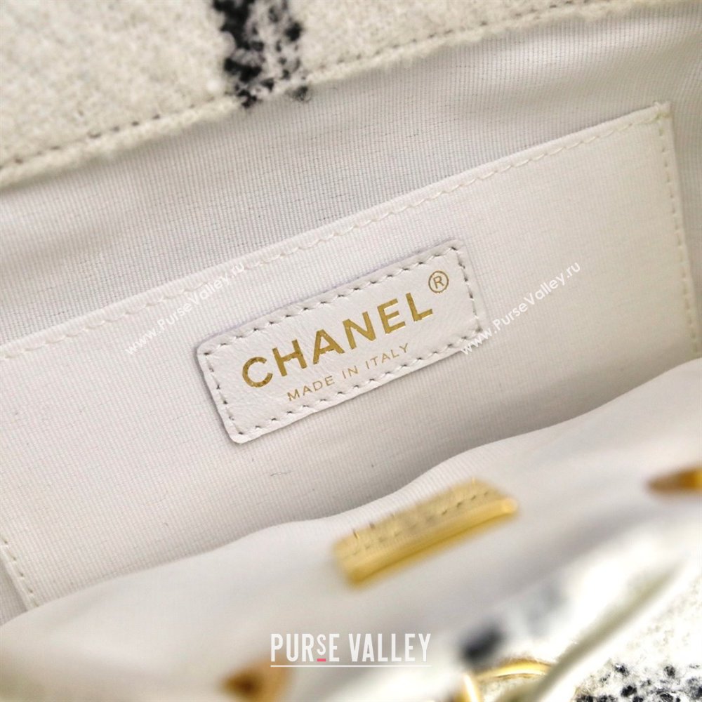 CHANEL AS3615 TWEED BACKPACK WHITE 2022 (YUNDING-231218-01)