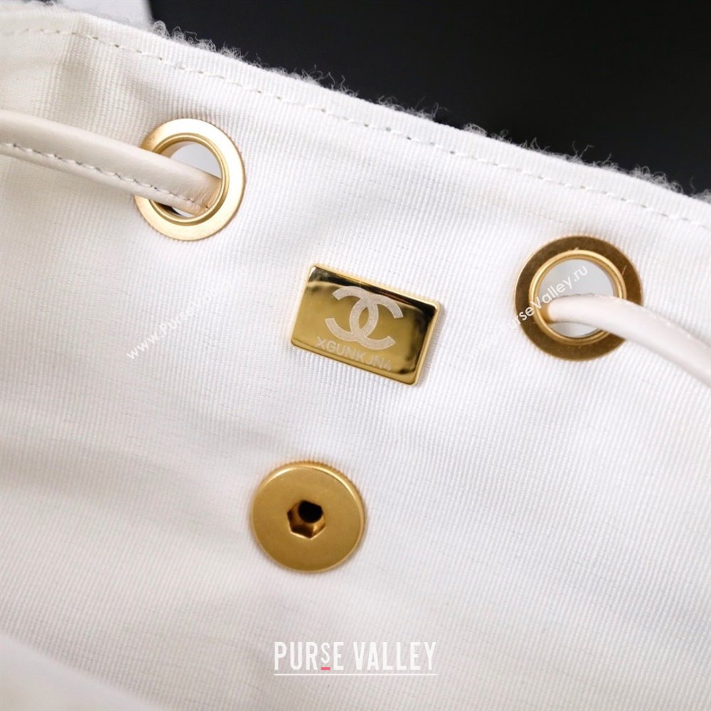 CHANEL AS3615 TWEED BACKPACK WHITE 2022 (YUNDING-231218-01)