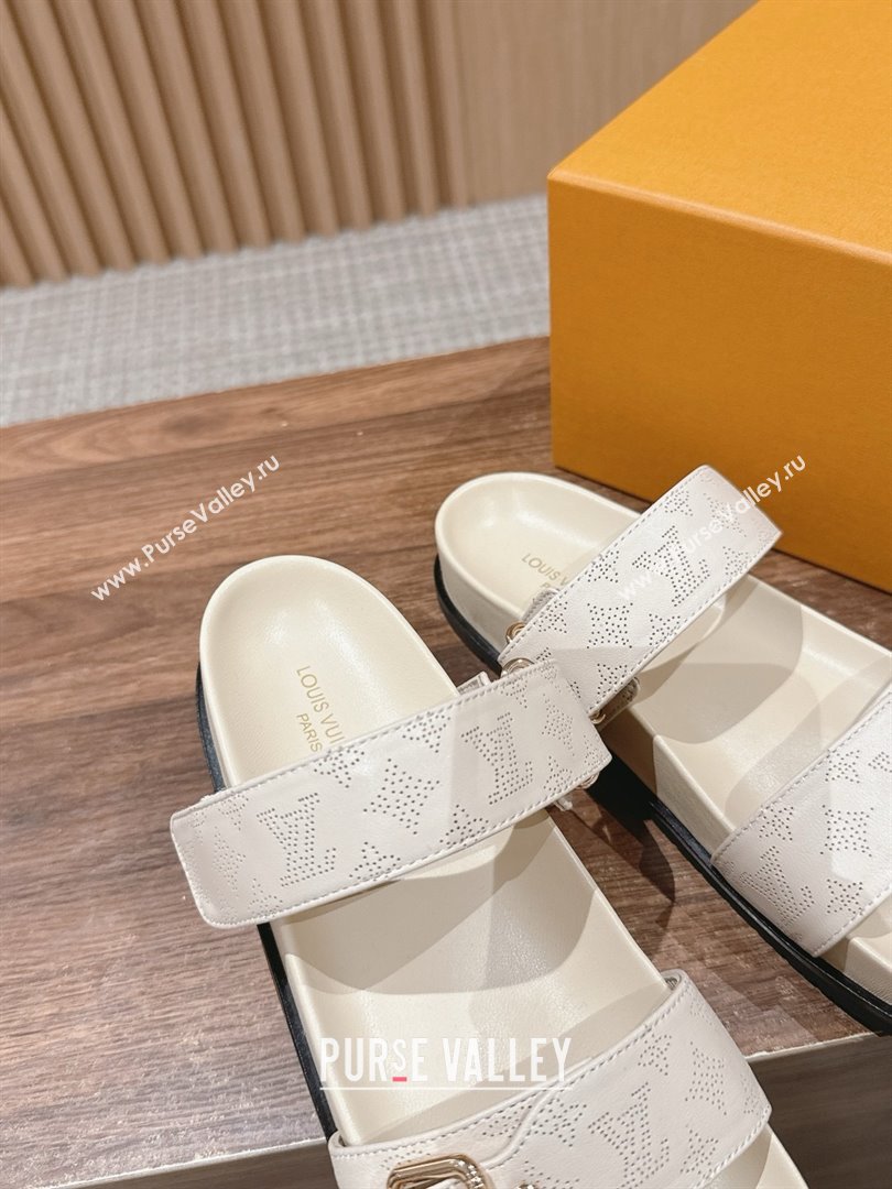 Louis Vuitton Bom Dia Flat Comfort Mule1ACKIR beige clair 2024 (kaola-240423-07)
