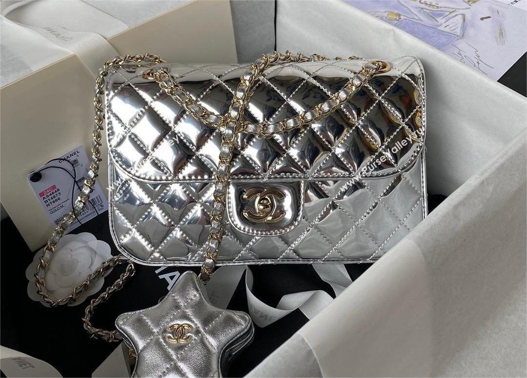 chanel Metallic Mirror Calfskin, Metallic Lambskin Gold-Tone Metal Silver Flap Bag Star Coin Purse AS4649 2024 (jiyuan-231128-06