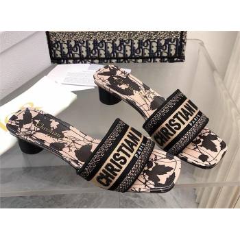 Dior Beige and Black Cotton Embroidered with Fleurs Mystiques Motif Dway Heeled Slide 2024 (modeng-240424-01)