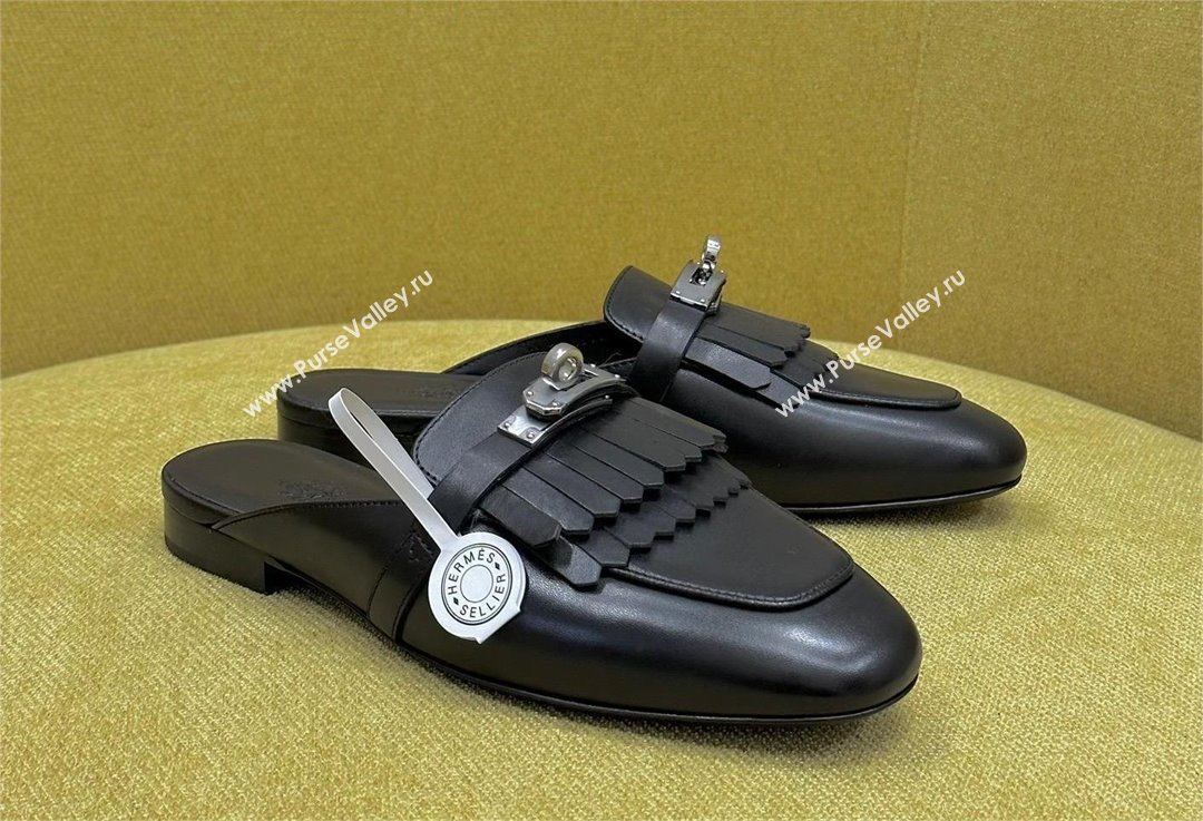 Hermes Women Rivoli Mule Mule in Calfskin with Fringe Detail black 2023 (ssxy-231222-05)