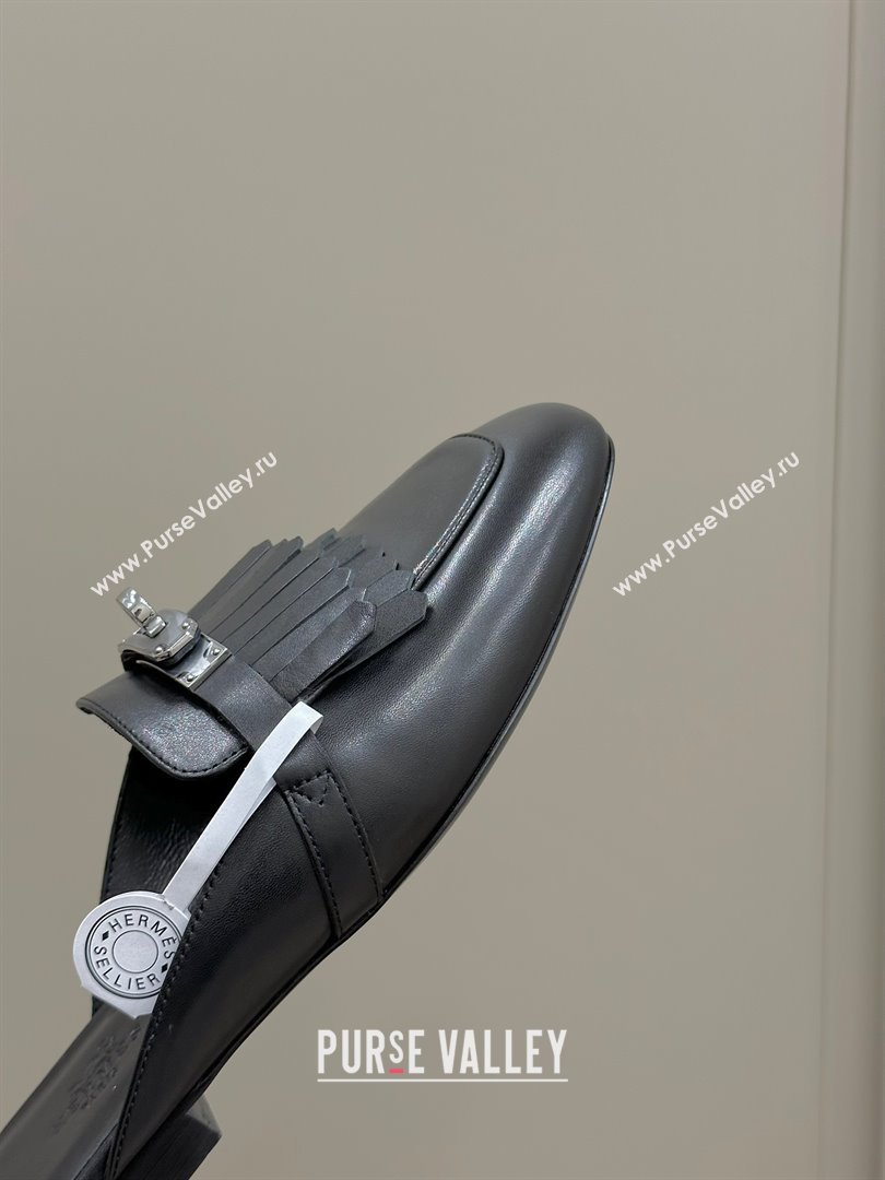 Hermes Women Rivoli Mule Mule in Calfskin with Fringe Detail black 2023 (ssxy-231222-05)