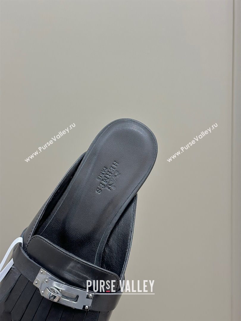 Hermes Women Rivoli Mule Mule in Calfskin with Fringe Detail black 2023 (ssxy-231222-05)