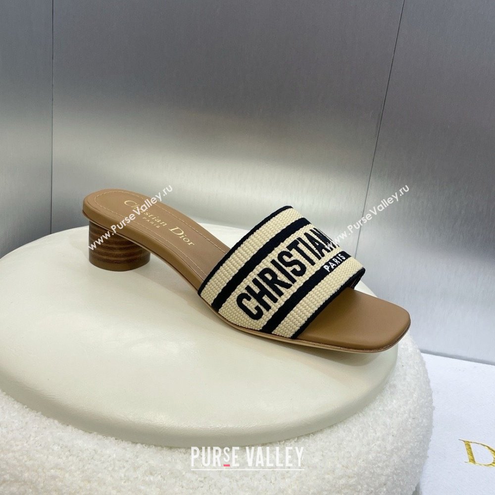 Dior Natural Raffia and Black Embroidered Cotton Dway Heeled Slide 2024 (modeng-240424-04)