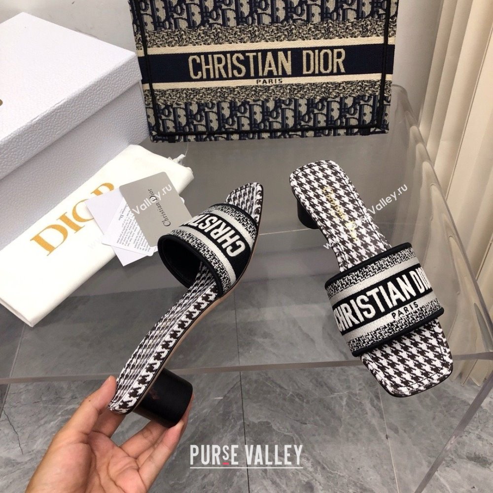 Dior Black and White Micro-Houndstooth Embroidered Cotton Dway Heeled Slide 2024 (modeng-240424-06)