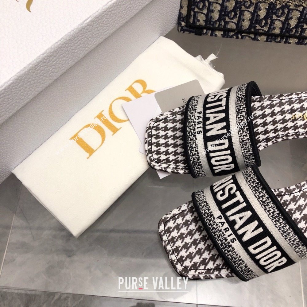 Dior Black and White Micro-Houndstooth Embroidered Cotton Dway Heeled Slide 2024 (modeng-240424-06)