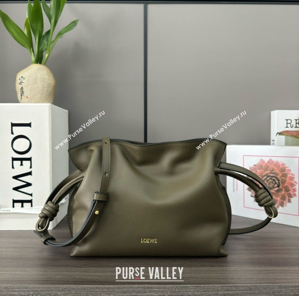 loewe Mini Flamenco clutch in nappa calfskin army green 2023 (yongsheng-240328-10)