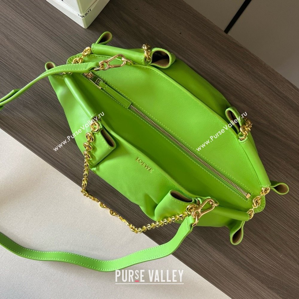 LOEWE Small Paseo bag in shiny nappa calfskin with chain green 2024 (yongsheng-240329-14)