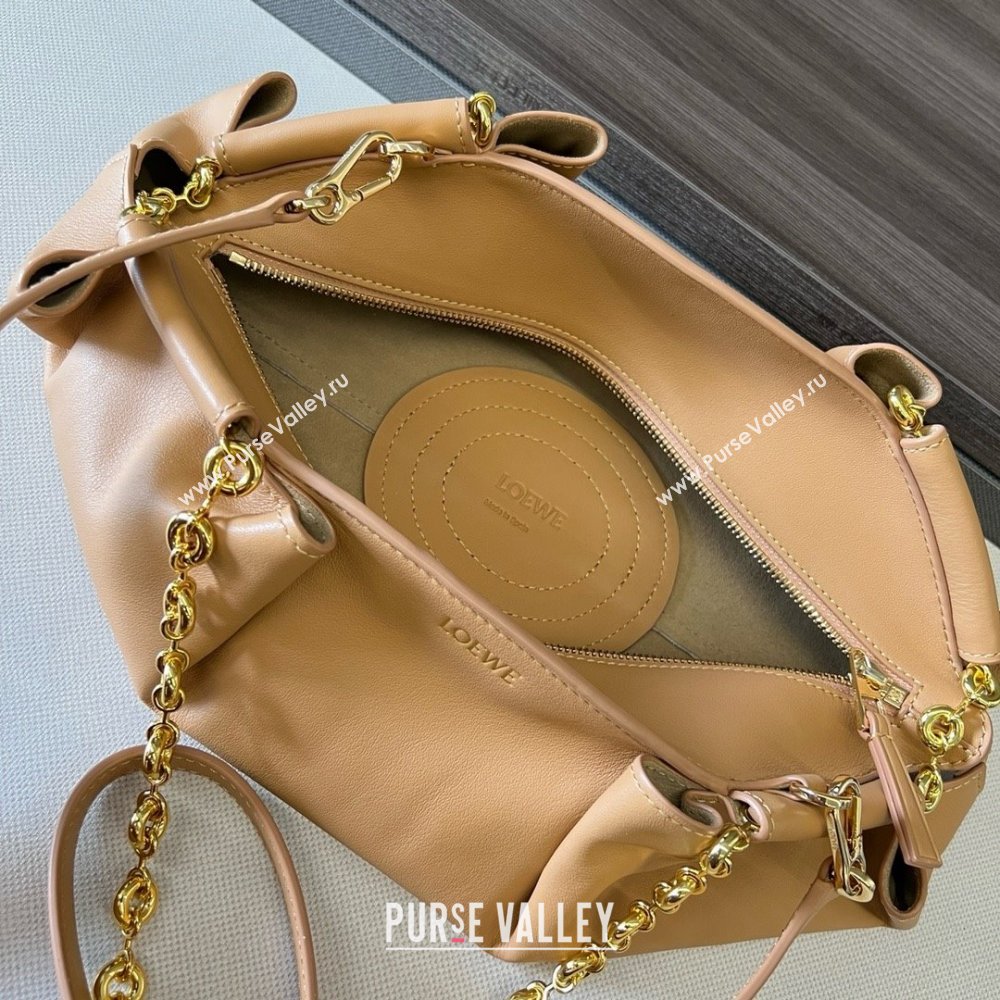 LOEWE Small Paseo bag in shiny nappa calfskin with chain warm desert 2024 (yongsheng-240329-16)