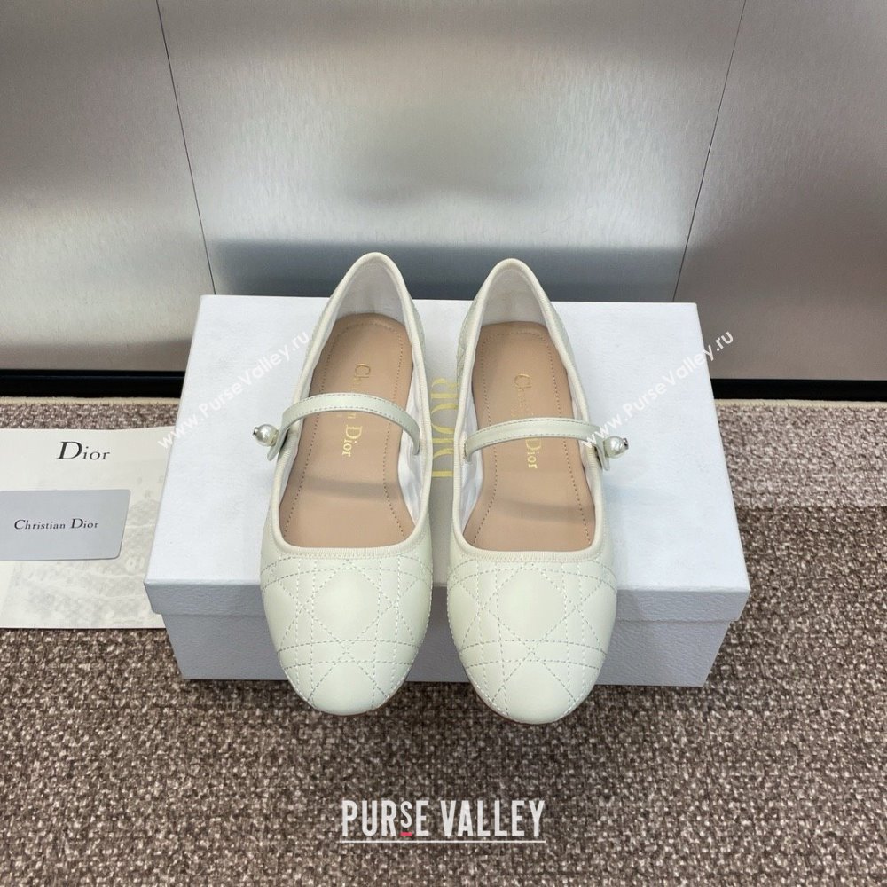 Dior WHITE Quilted Cannage Calfskin Ballet Flats 2024 (MODENG-240424-18)