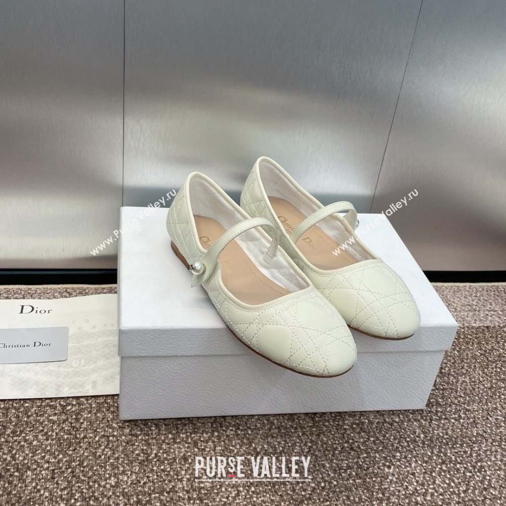 Dior WHITE Quilted Cannage Calfskin Ballet Flats 2024 (MODENG-240424-18)