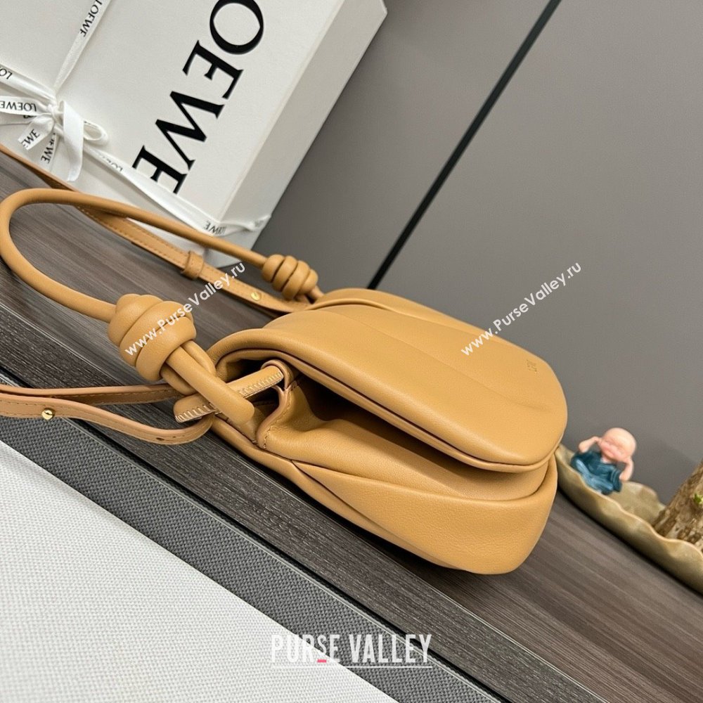 LOEWE Paseo satchel in shiny nappa calfskin Warm Desert 2024 (yongsheng-240329-05)