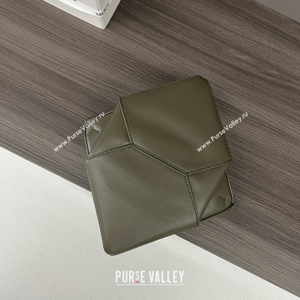 LOEWE Mini Puzzle Fold Tote in shiny calfskin 052322 dark khaki green 2024 (yongsheng-240329-17)