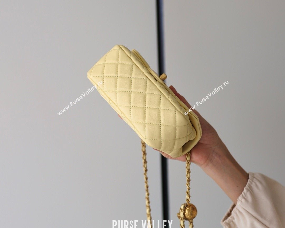 chanel Gold BALL LEATHER MINI flap bag AS1786 YELLOW(ORIGINAL QUALITY) (SHUNYANG-240222-10)