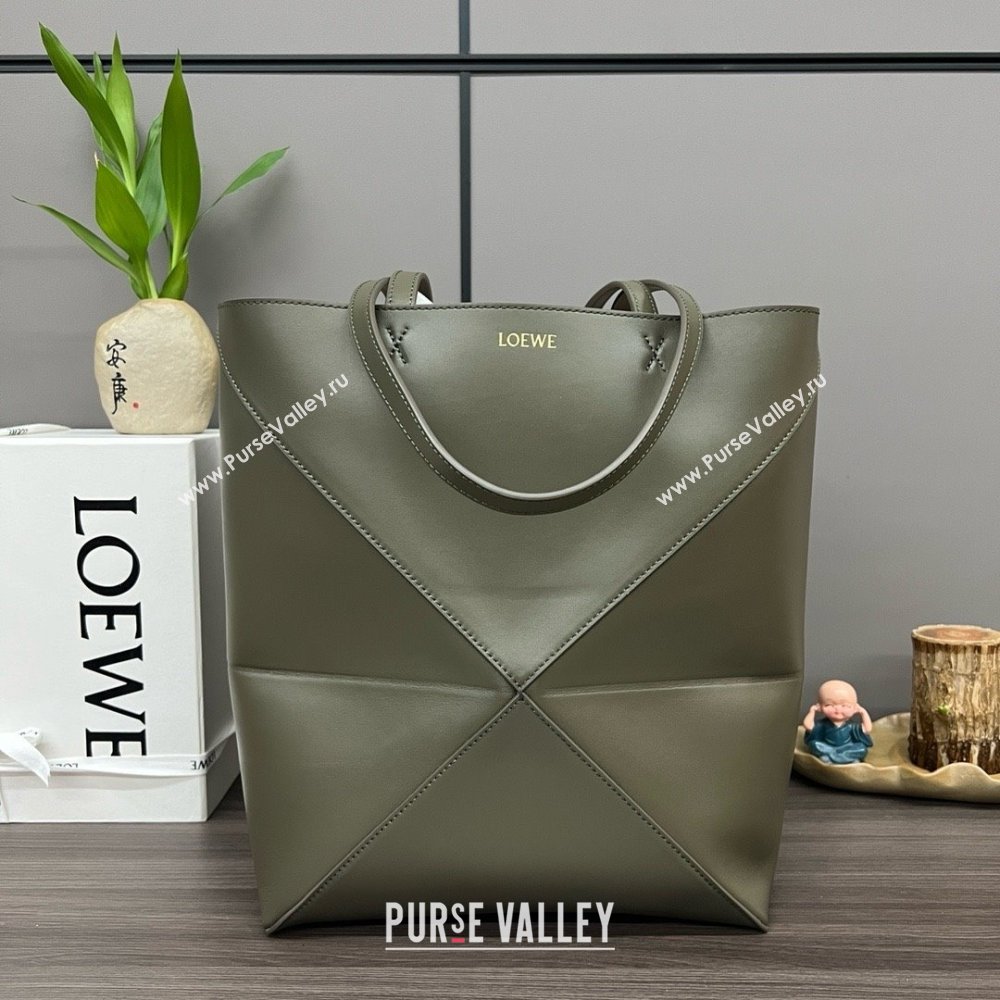 LOEWE Puzzle Fold Tote in shiny calfskin 052316 dark khaki green 2024 (yongsheng-240329-23)