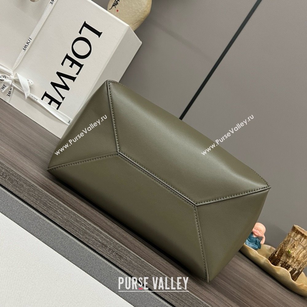 LOEWE Puzzle Fold Tote in shiny calfskin 052316 dark khaki green 2024 (yongsheng-240329-23)