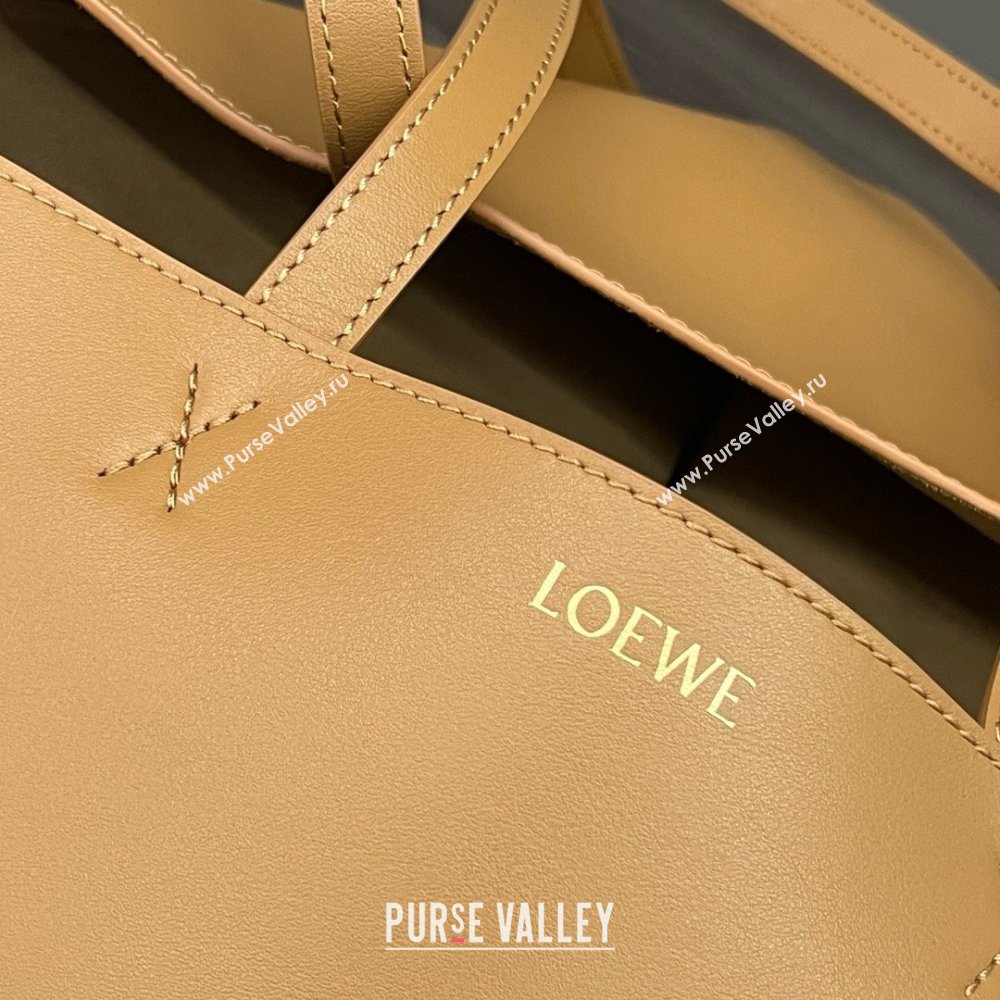 LOEWE Puzzle Fold Tote in shiny calfskin 052316 warm desert 2024 (yongsheng-240329-26)