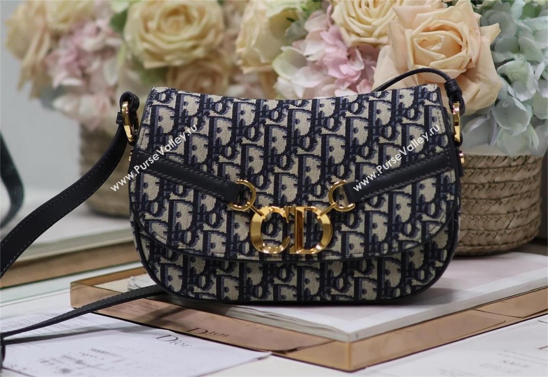 Dior Small CD Besace Bag in Bue oblique jacquard 2024 (xxg-240401-15)