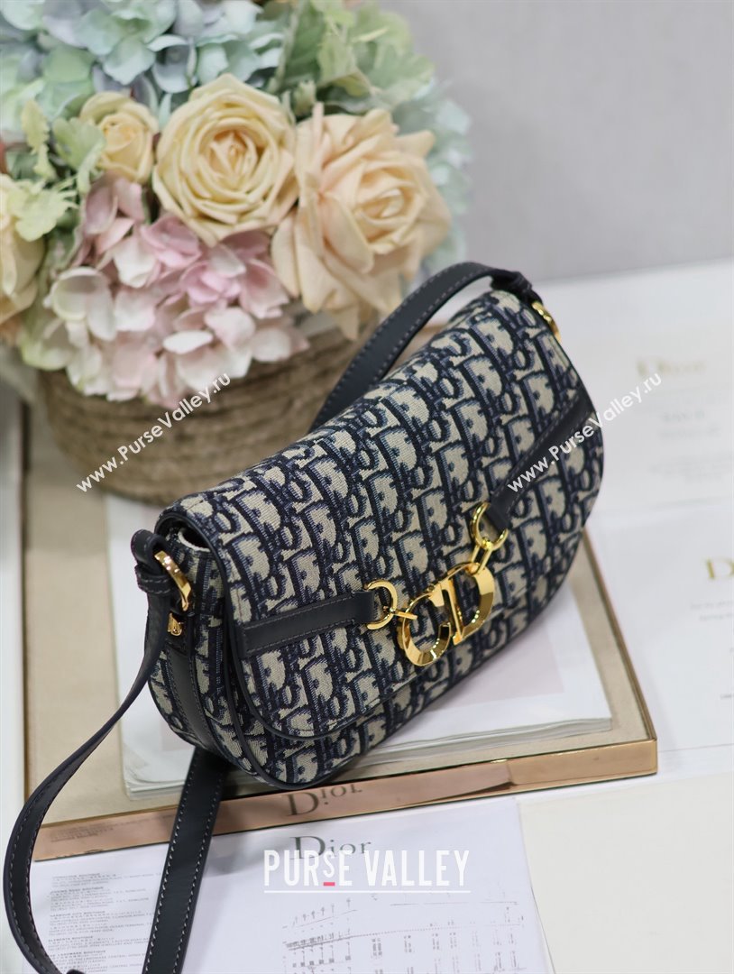 Dior Small CD Besace Bag in Bue oblique jacquard 2024 (xxg-240401-15)