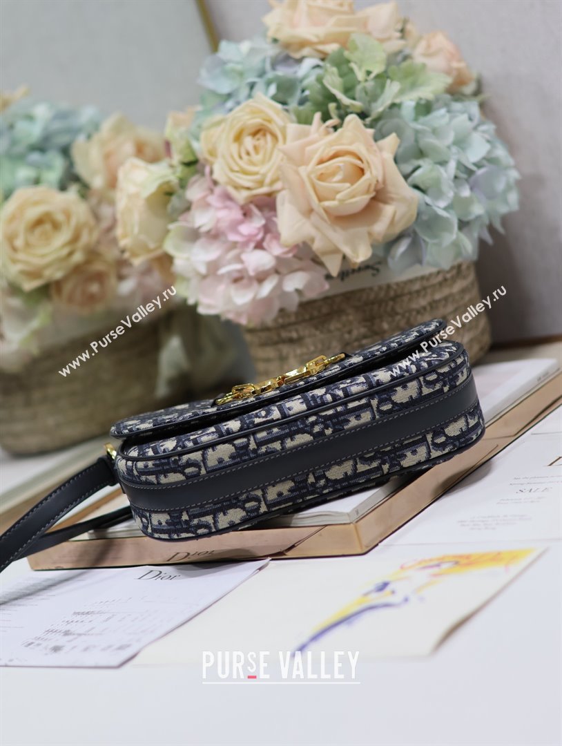 Dior Small CD Besace Bag in Bue oblique jacquard 2024 (xxg-240401-15)