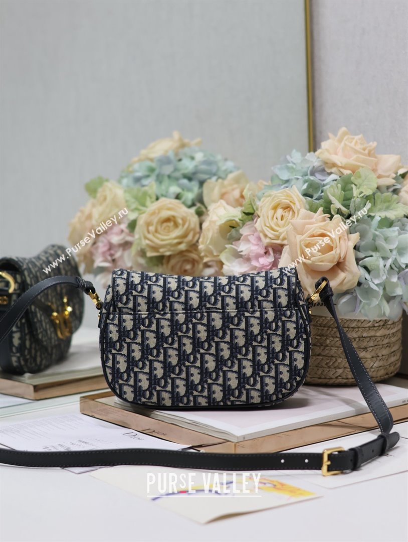 Dior Small CD Besace Bag in Bue oblique jacquard 2024 (xxg-240401-15)