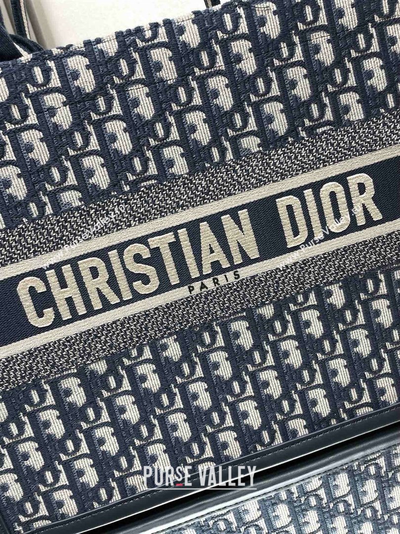 Dior medium Book Tote Bag in Blue Dior Oblique Embroidery and Calfskin with strap 2024 (xxg-240401-12)