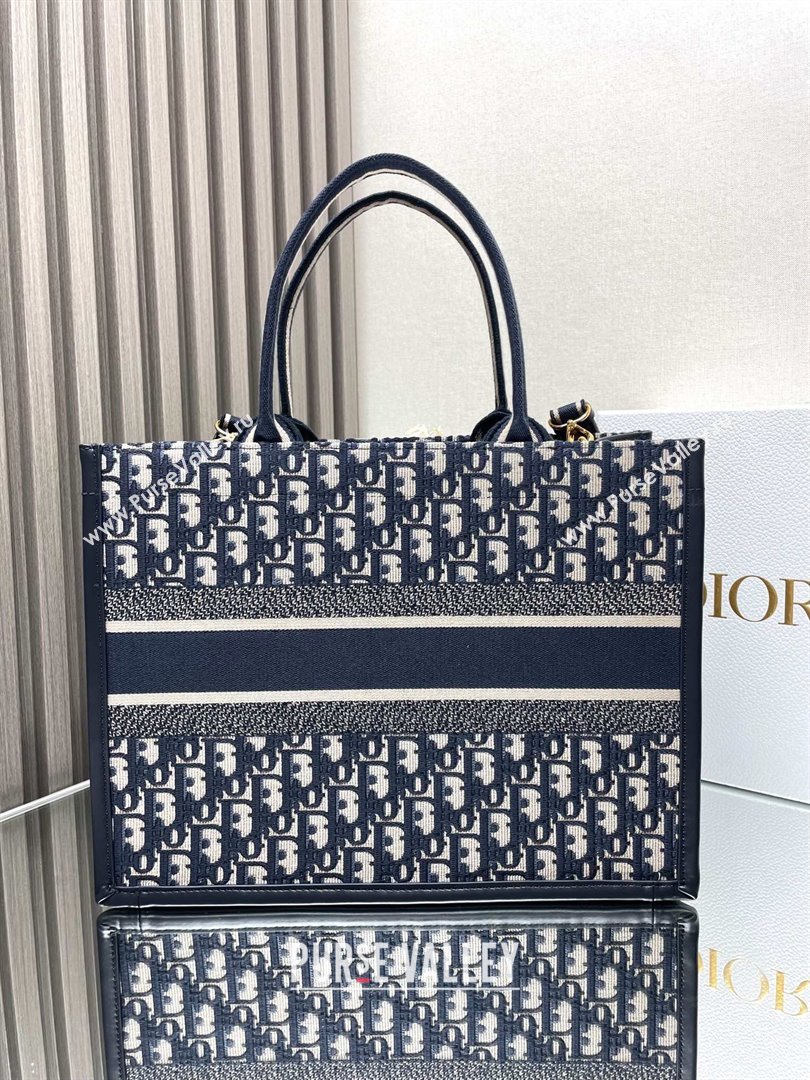 Dior medium Book Tote Bag in Blue Dior Oblique Embroidery and Calfskin with strap 2024 (xxg-240401-12)