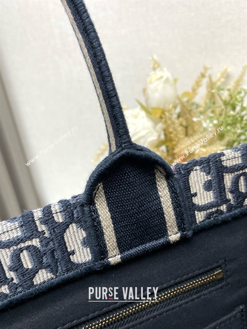Dior medium Book Tote Bag in Blue Dior Oblique Embroidery and Calfskin with strap 2024 (xxg-240401-12)
