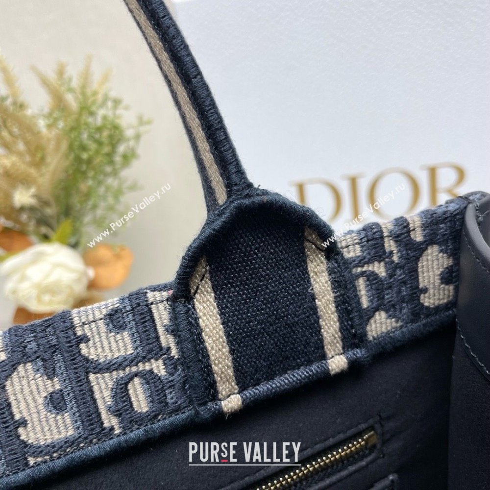 Dior small Book Tote Bag in Blue Dior Oblique Embroidery and Calfskin with strap 2024 (xxg-240401-11)