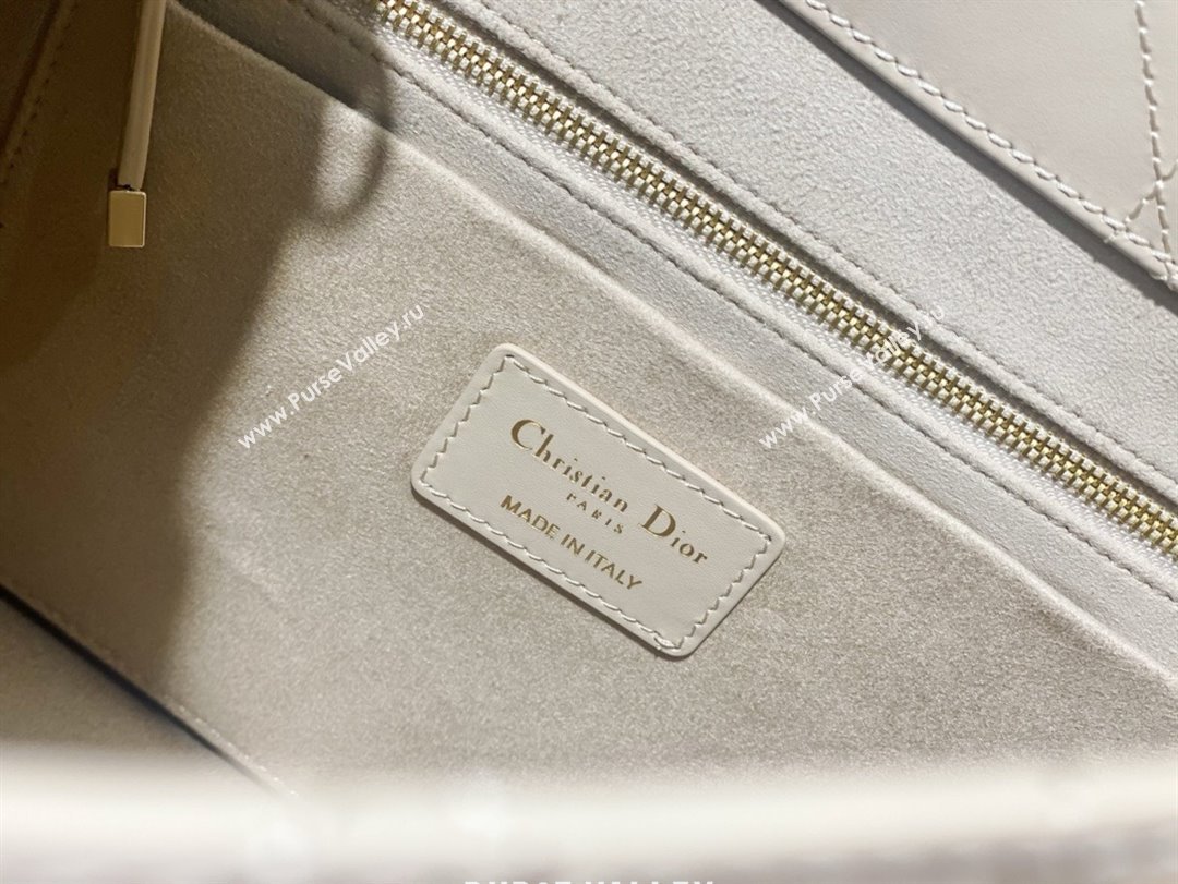 Dior small Book Tote Bag in nude pink Macrocannage Calfskin 2024 (xxg-240401-04)