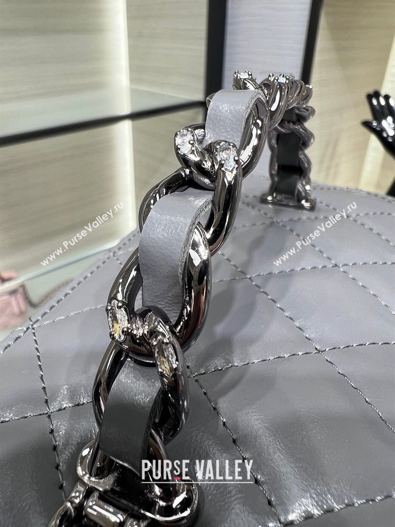 chanel Shiny Crumpled Calfskin, Strass & Ruthenium-Finish Metal Clutch with Chain AP3593 gray 2023 (jiyuan-231115-01)