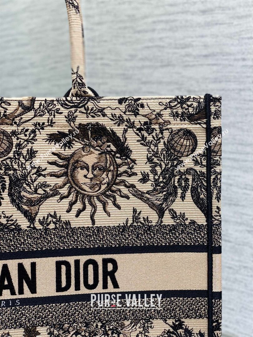 Dior Medium Book Tote Bag in Beige and Black Toile de Jouy Soleil Embroidery 2024 (xxg-240329-11)