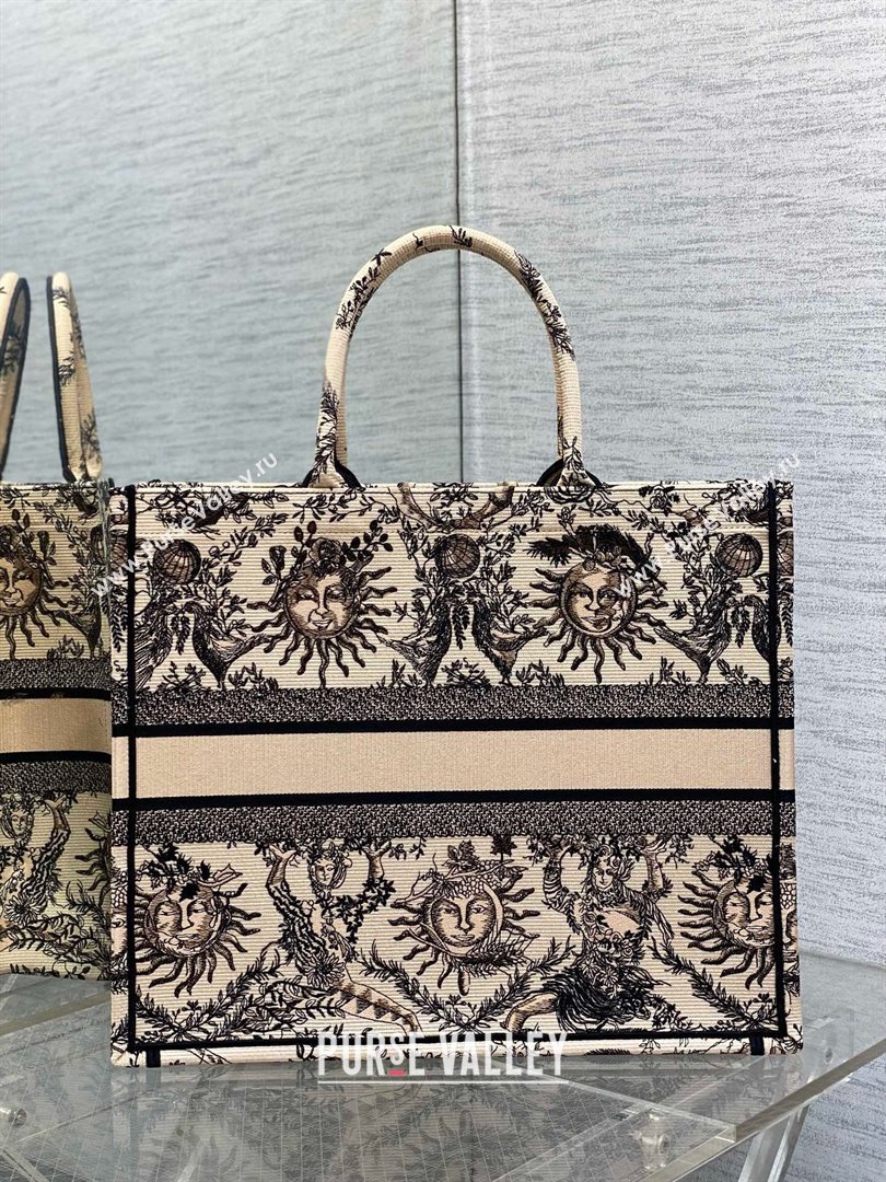Dior Medium Book Tote Bag in Beige and Black Toile de Jouy Soleil Embroidery 2024 (xxg-240329-11)